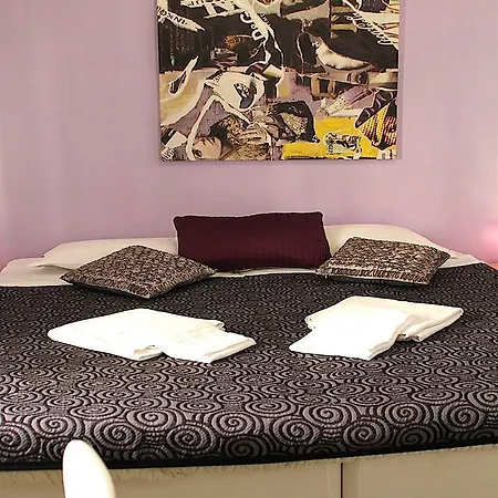 Gentes Bed & Breakfast Rom